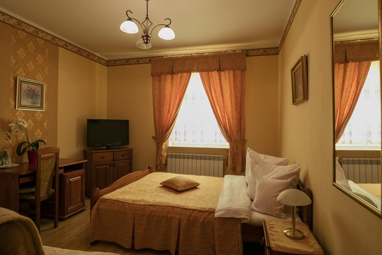 Gosciniec Kuklowka Radziejowice Extérieur photo